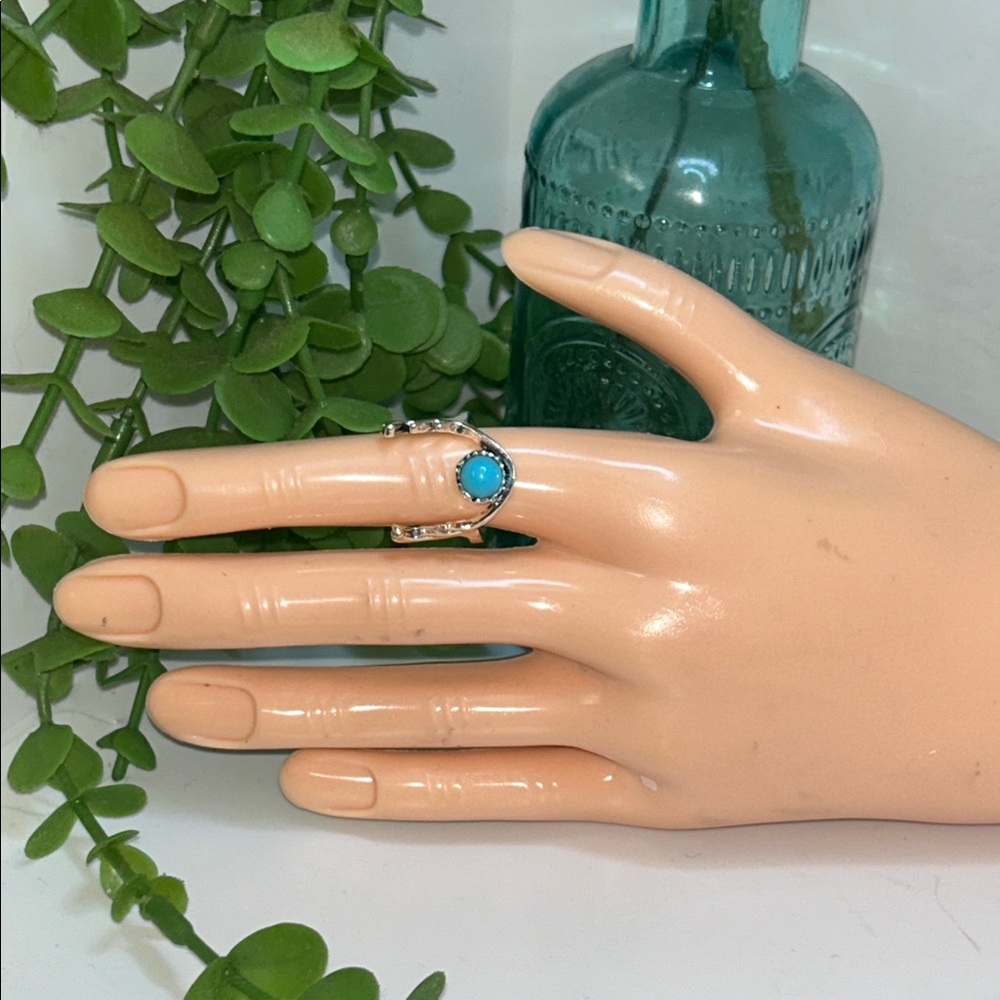 Fashion Jewelry Silver Ring with Turquoise Stone Dearhornds